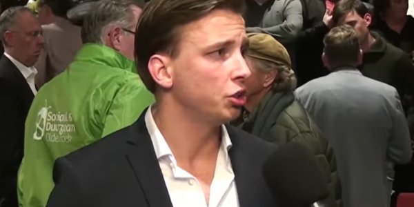 Foto: Tom de Nooijer stopt als presentator na verkiezingswinst in Oldebroek